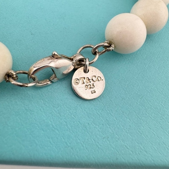 Tiffany & Co. White Dolomite Gemstone Bead Bracelet, Sterling Silver - Picture 4 of 8